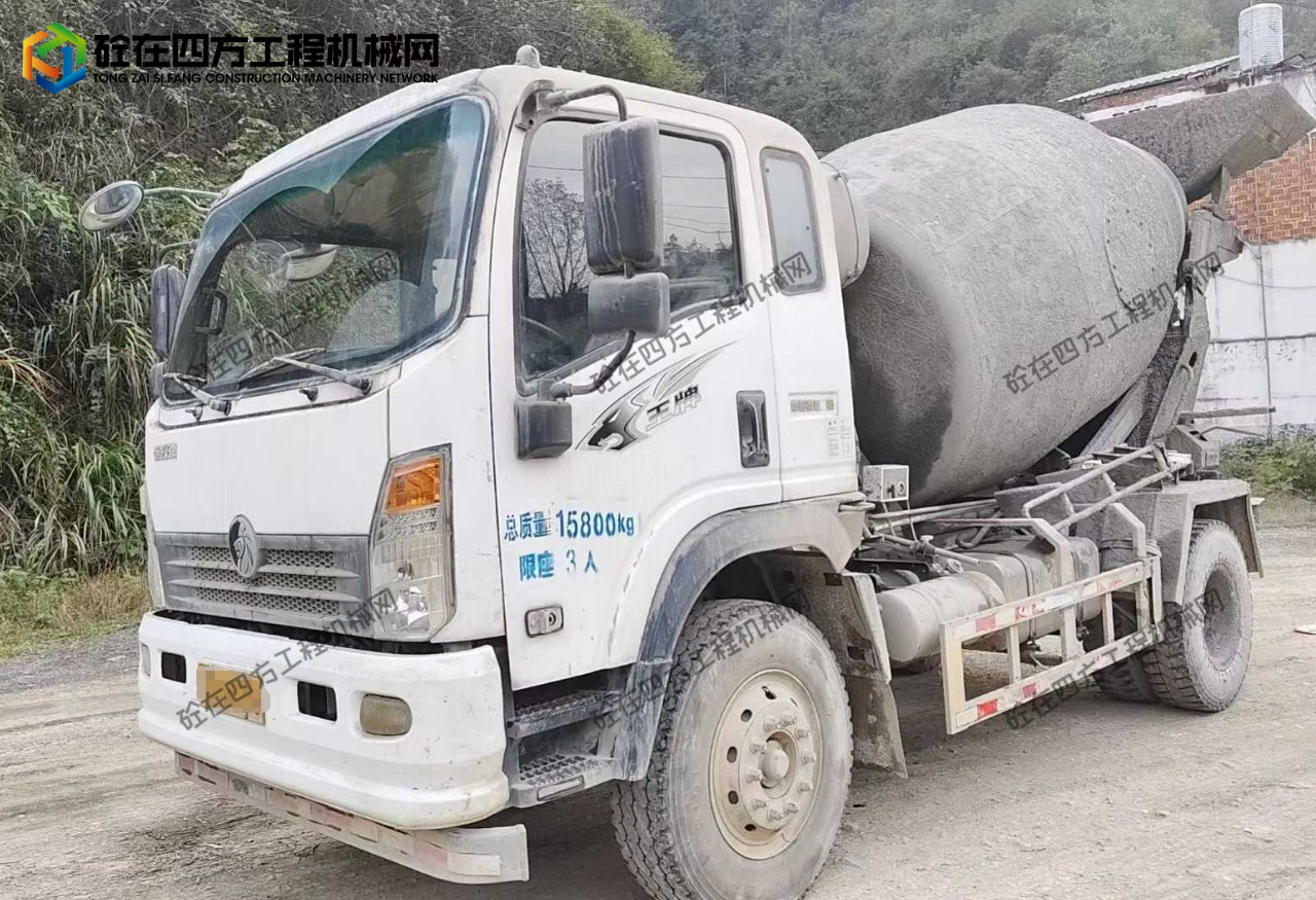 https://images.tongzsf.com/tong/truck_machine/20251230/169537eb7e3c54.png