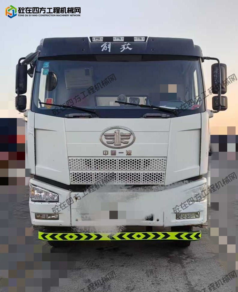 https://images.tongzsf.com/tong/truck_machine/20260225/1699e8ec394c05.jpg