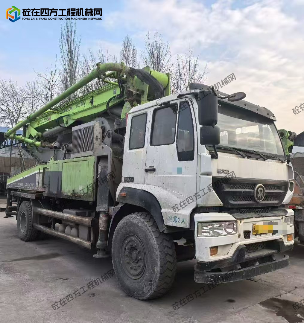 https://images.tongzsf.com/tong/truck_machine/20260318/169bacbb6138f4.jpg