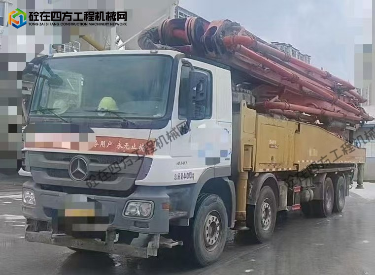 https://images.tongzsf.com/tong/truck_machine/20260403/169cf39e0e7a6f.jpg