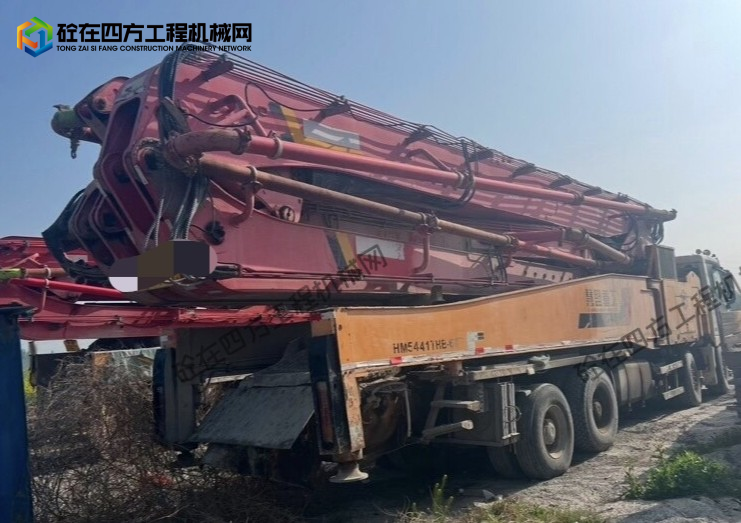https://images.tongzsf.com/tong/truck_machine/20260411/169d9a048078d1.jpg