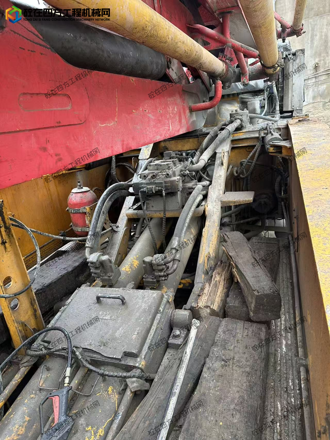 https://images.tongzsf.com/tong/truck_machine/20260422/169e836761643e.jpg