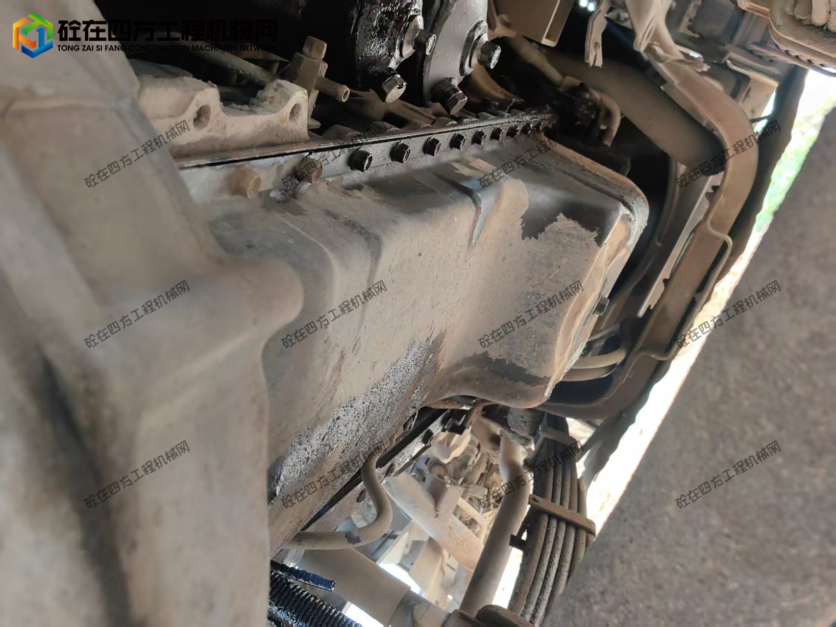 https://images.tongzsf.com/tong/truck_machine/20260424/169eb19db97840.jpg