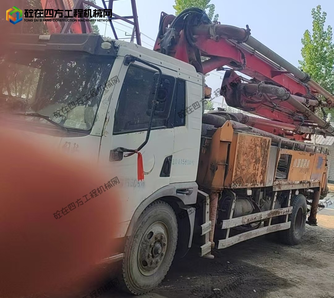 https://images.tongzsf.com/tong/truck_machine/20260427/169eebb12f1cd4.jpg