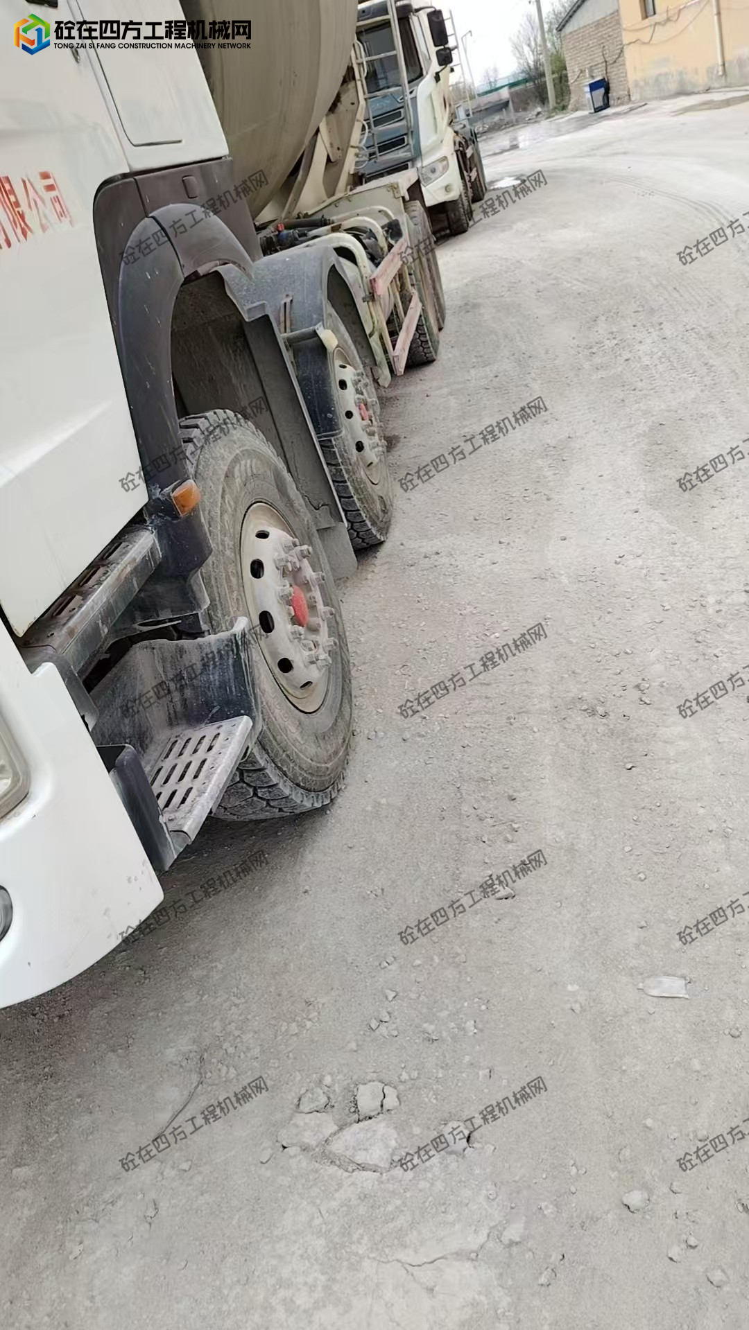 https://images.tongzsf.com/tong/truck_machine/20260427/169eed42ca4080.jpg