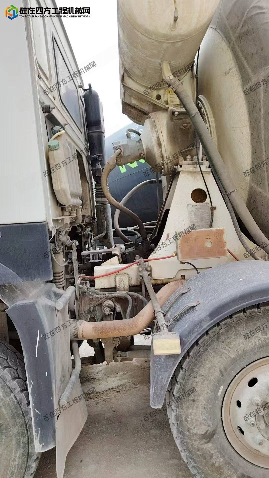 https://images.tongzsf.com/tong/truck_machine/20260427/169eed4332fc51.jpg