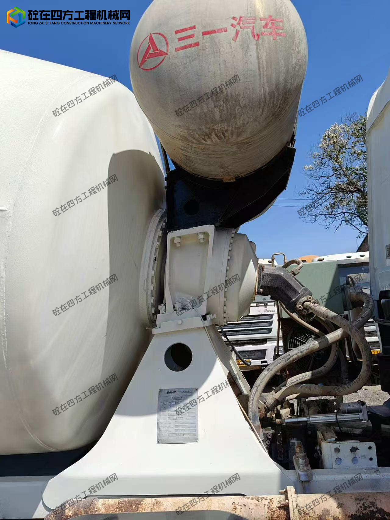 https://images.tongzsf.com/tong/truck_machine/20260428/169f023443d9ea.jpg