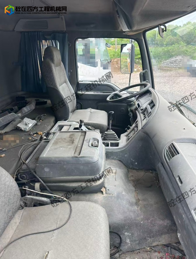 https://images.tongzsf.com/tong/truck_machine/20260428/169f04baacaaea.png