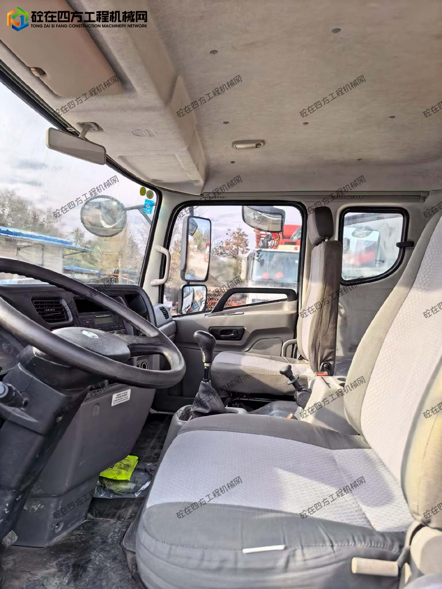 https://images.tongzsf.com/tong/truck_machine/20260506/169fa953fde30e.jpg