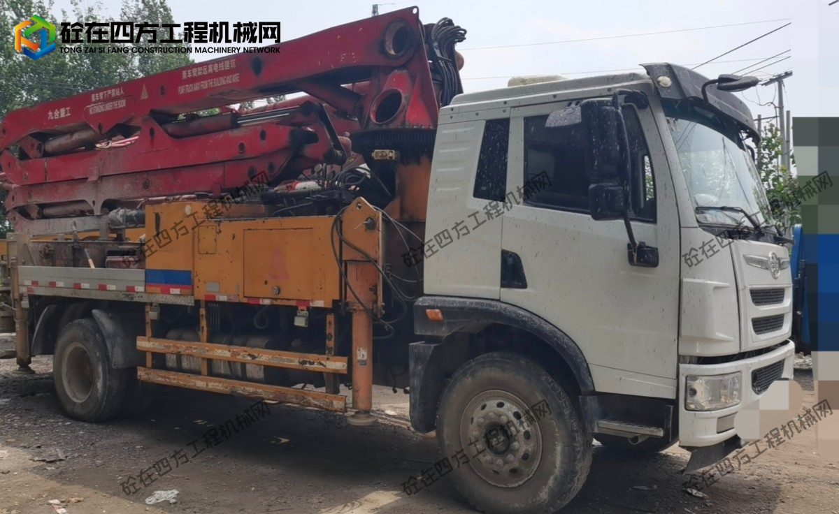 https://images.tongzsf.com/tong/truck_machine/20260507/169fbf3d3f0f15.jpg