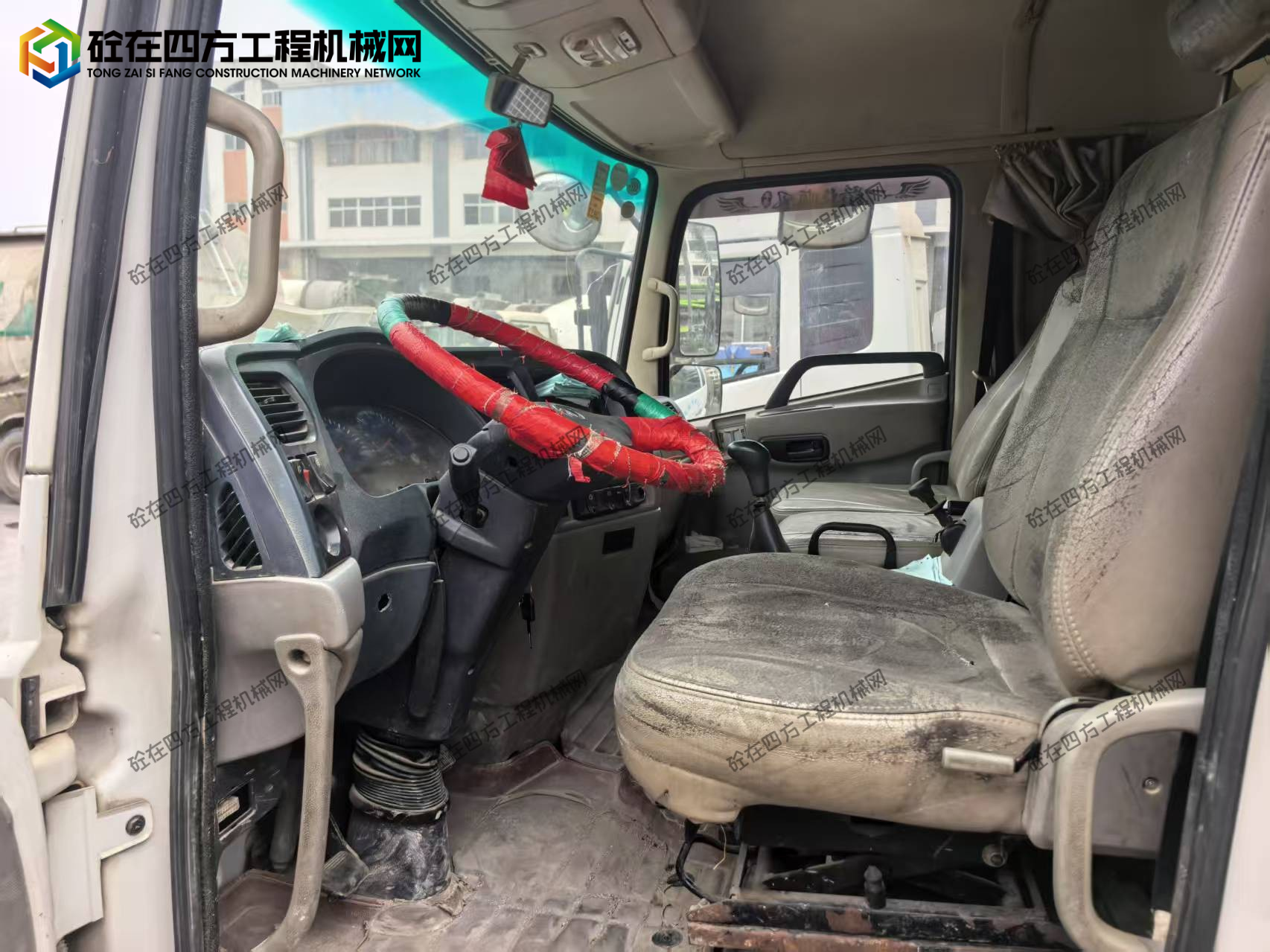 https://images.tongzsf.com/tong/truck_machine/20260508/169fd3be4a9749.jpg
