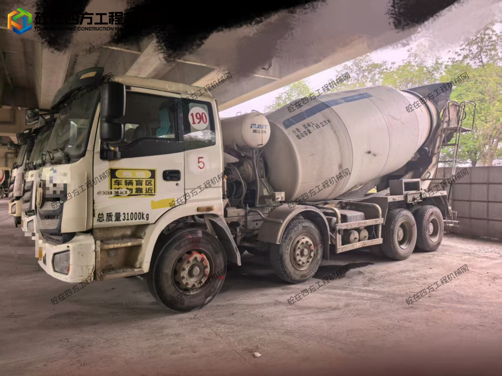 https://images.tongzsf.com/tong/truck_machine/20260508/169fd92e3b2591.jpg