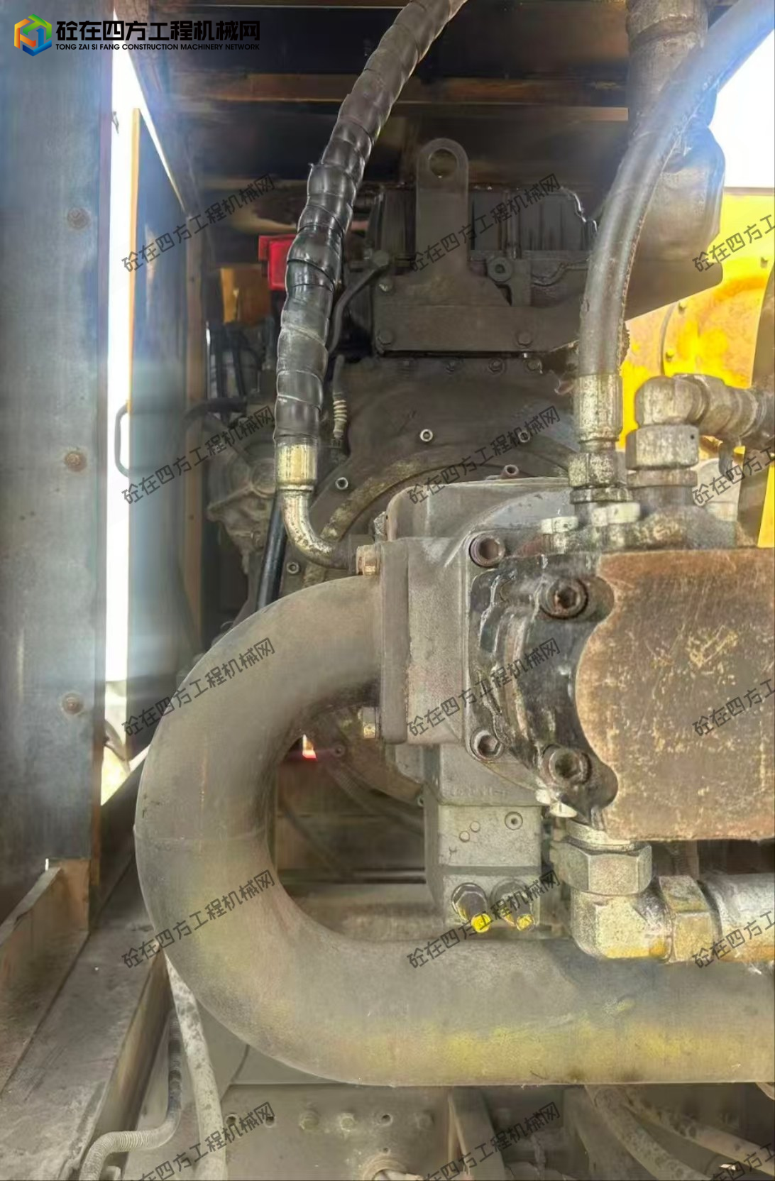 https://images.tongzsf.com/tong/truck_machine/20260512/16a02d74922fbb.jpg