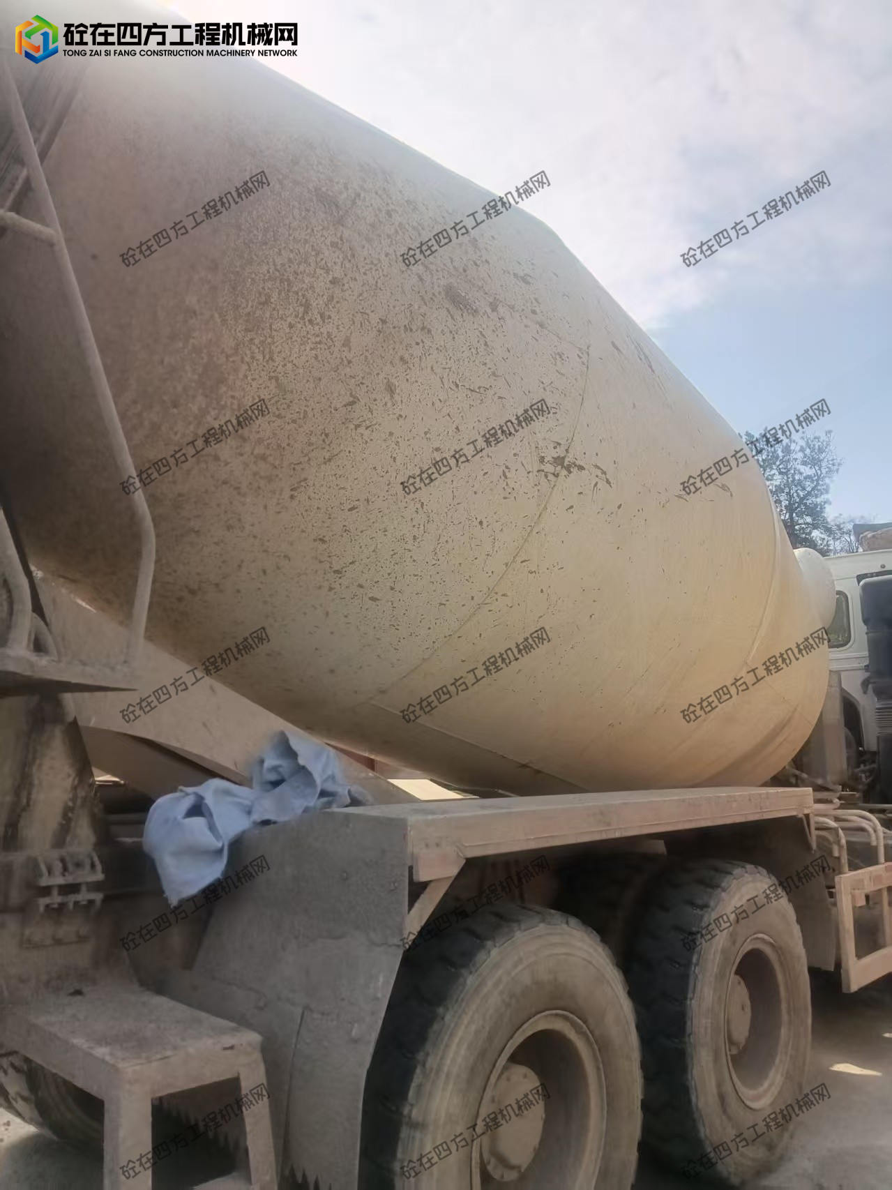 https://images.tongzsf.com/tong/truck_machine/20260513/16a04252fe0177.jpg