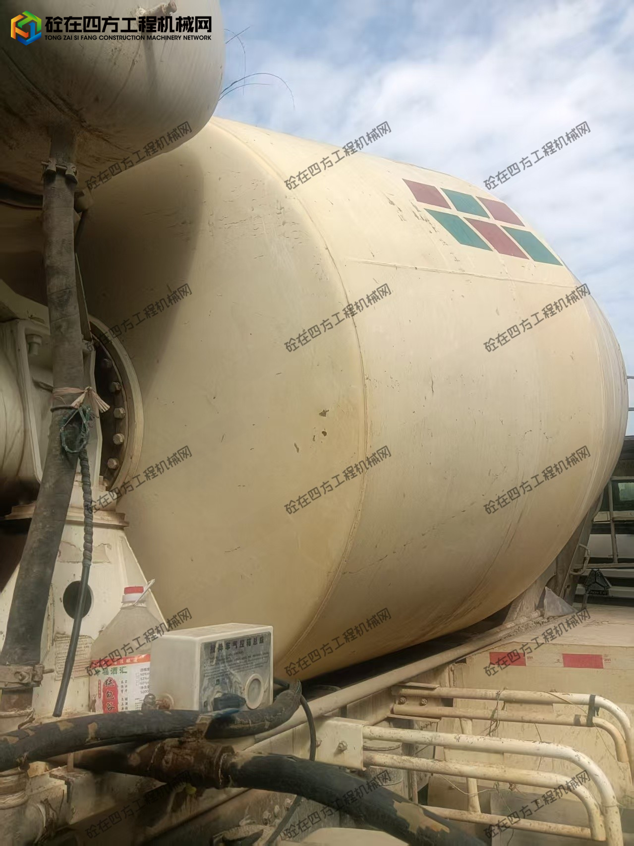 https://images.tongzsf.com/tong/truck_machine/20260513/16a04256bb84ec.jpg