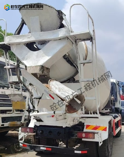 https://images.tongzsf.com/tong/truck_machine/20260513/16a0425752ac8d.png
