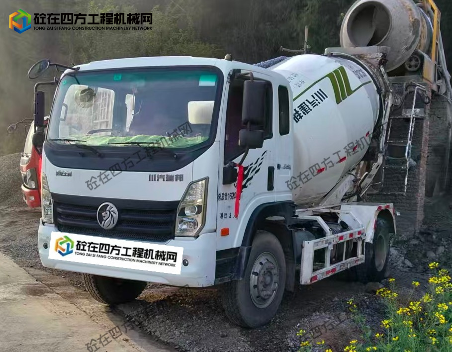 https://images.tongzsf.com/tong/truck_machine/20260518/16a0a65919776a.jpg