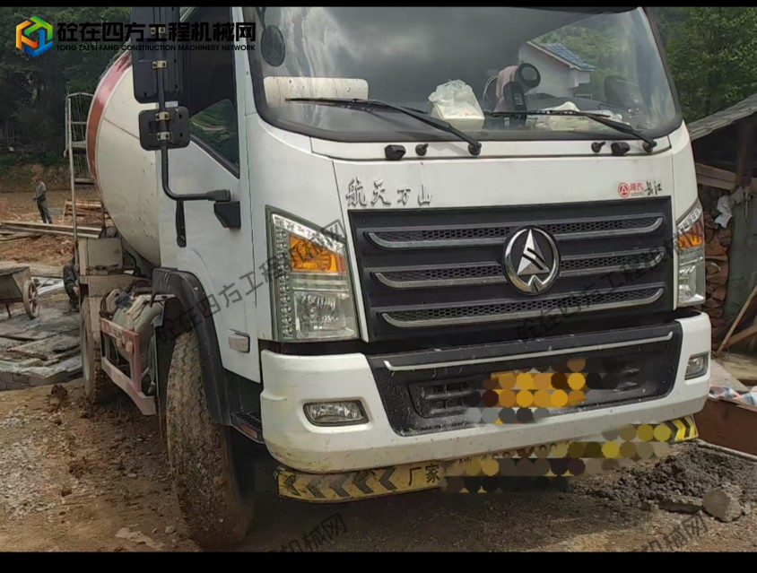 https://images.tongzsf.com/tong/truck_machine/20260519/16a0bdbbb3cc4b.jpg