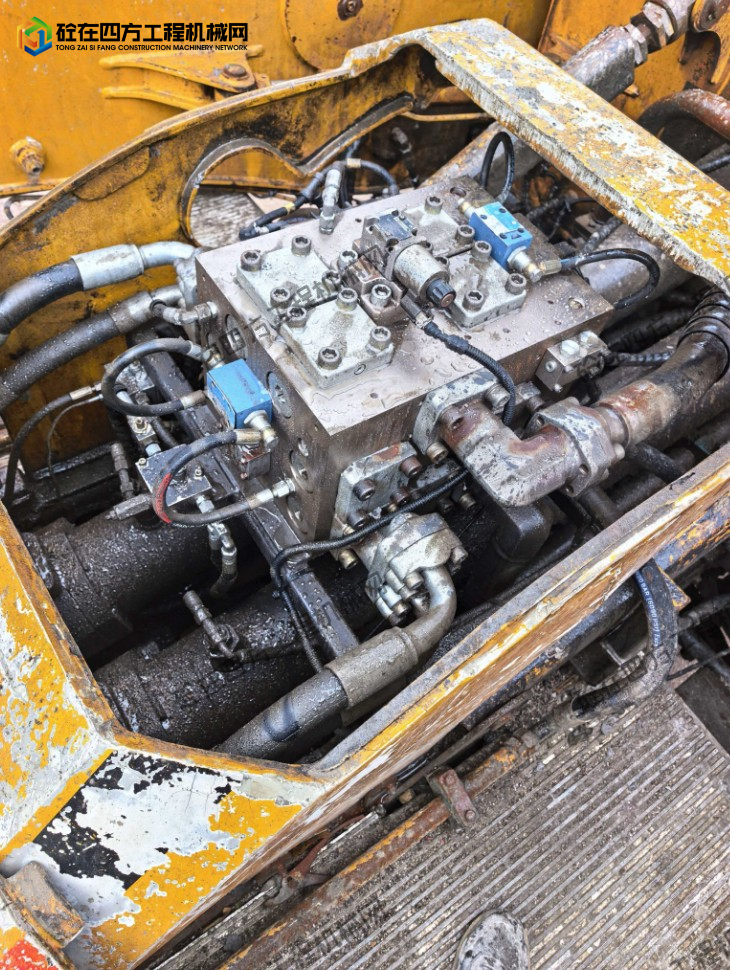 https://images.tongzsf.com/tong/truck_machine/20260520/16a0d668e45545.png
