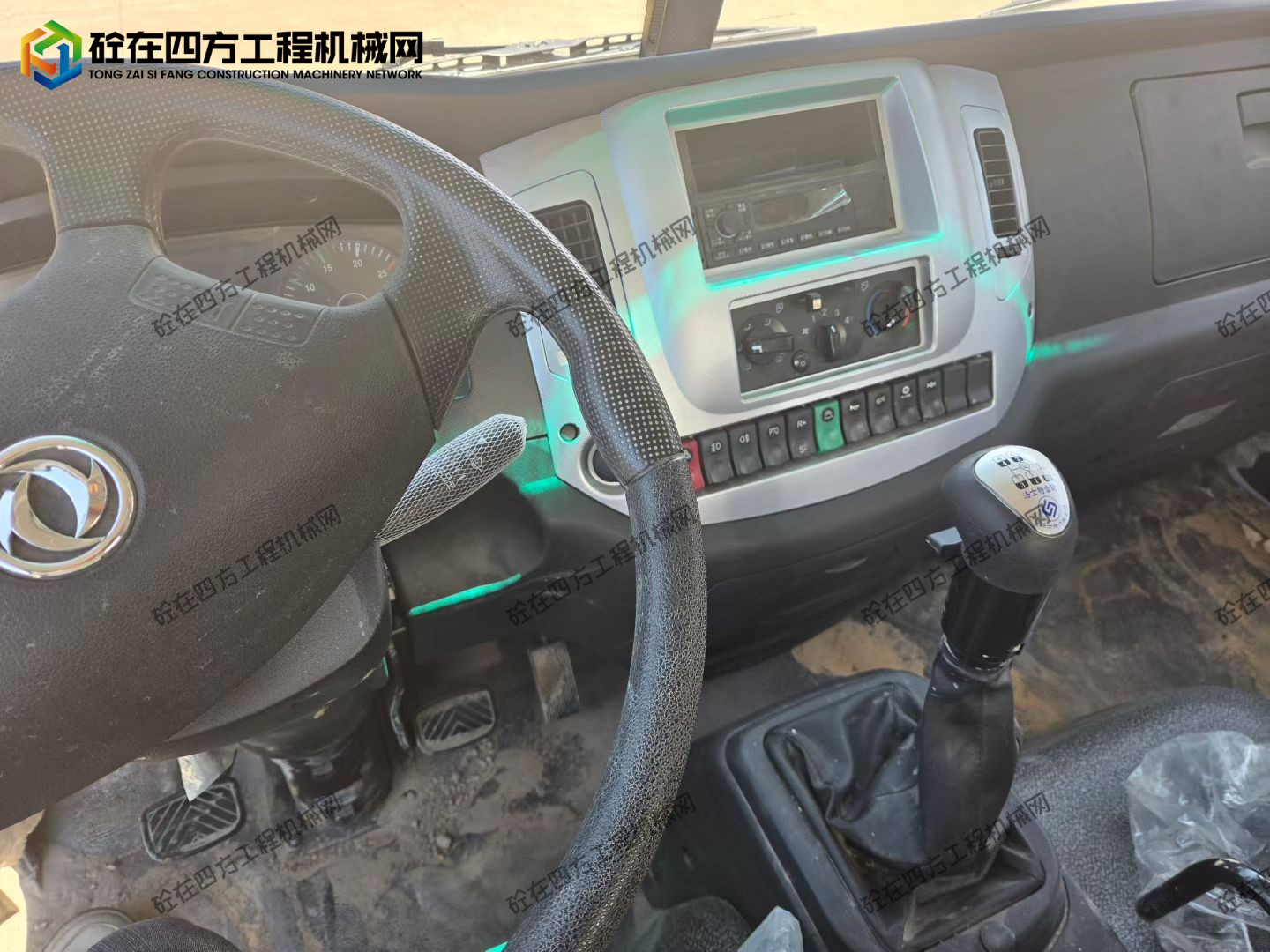 https://images.tongzsf.com/tong/truck_machine/20260520/16a0d6b8d14a24.jpg