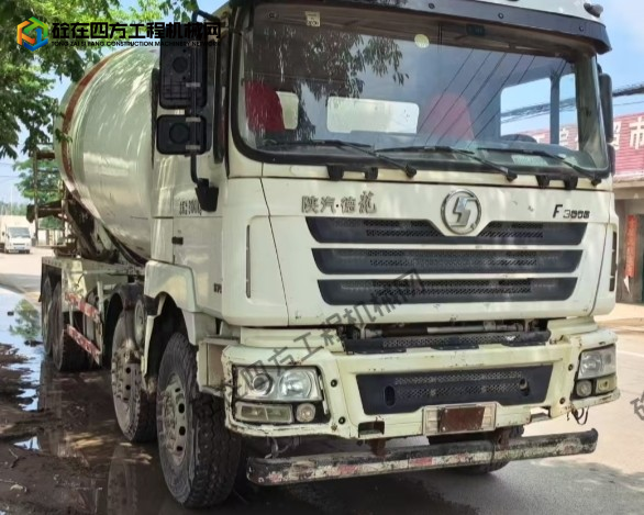 https://images.tongzsf.com/tong/truck_machine/20260521/16a0e7e86a13f4.jpg