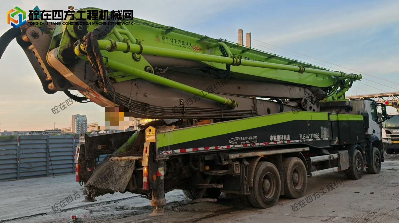 https://images.tongzsf.com/tong/truck_machine/20260525/16a14073b0d04e.jpg