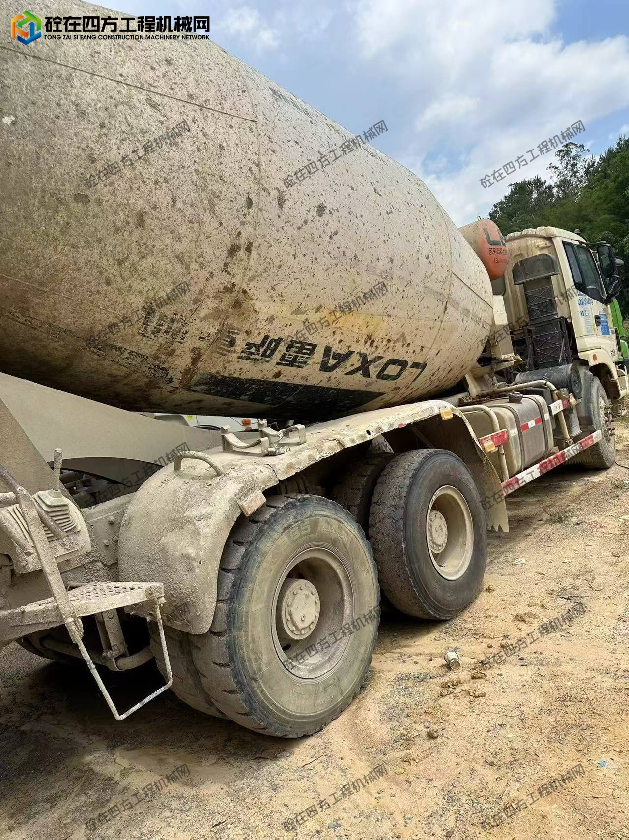 https://images.tongzsf.com/tong/truck_machine/20260526/16a15451fe84ae.jpg