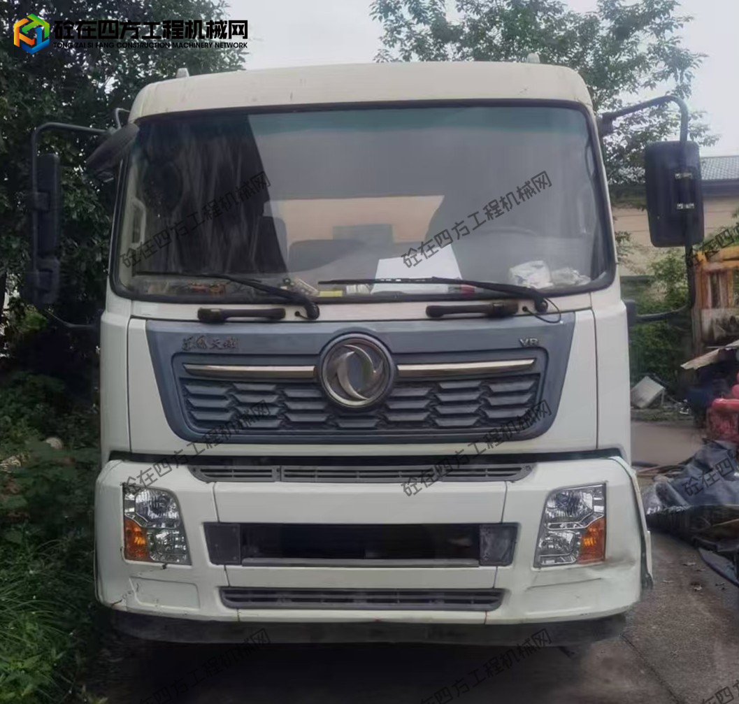 https://images.tongzsf.com/tong/truck_machine/20260601/16a1ce072ab78d.jpg