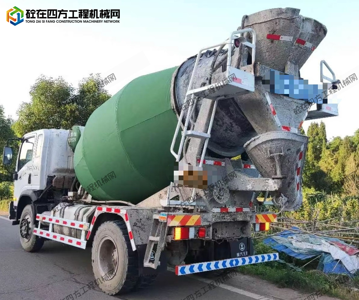 https://images.tongzsf.com/tong/truck_machine/20260601/16a1d57c8bdaaf.jpg