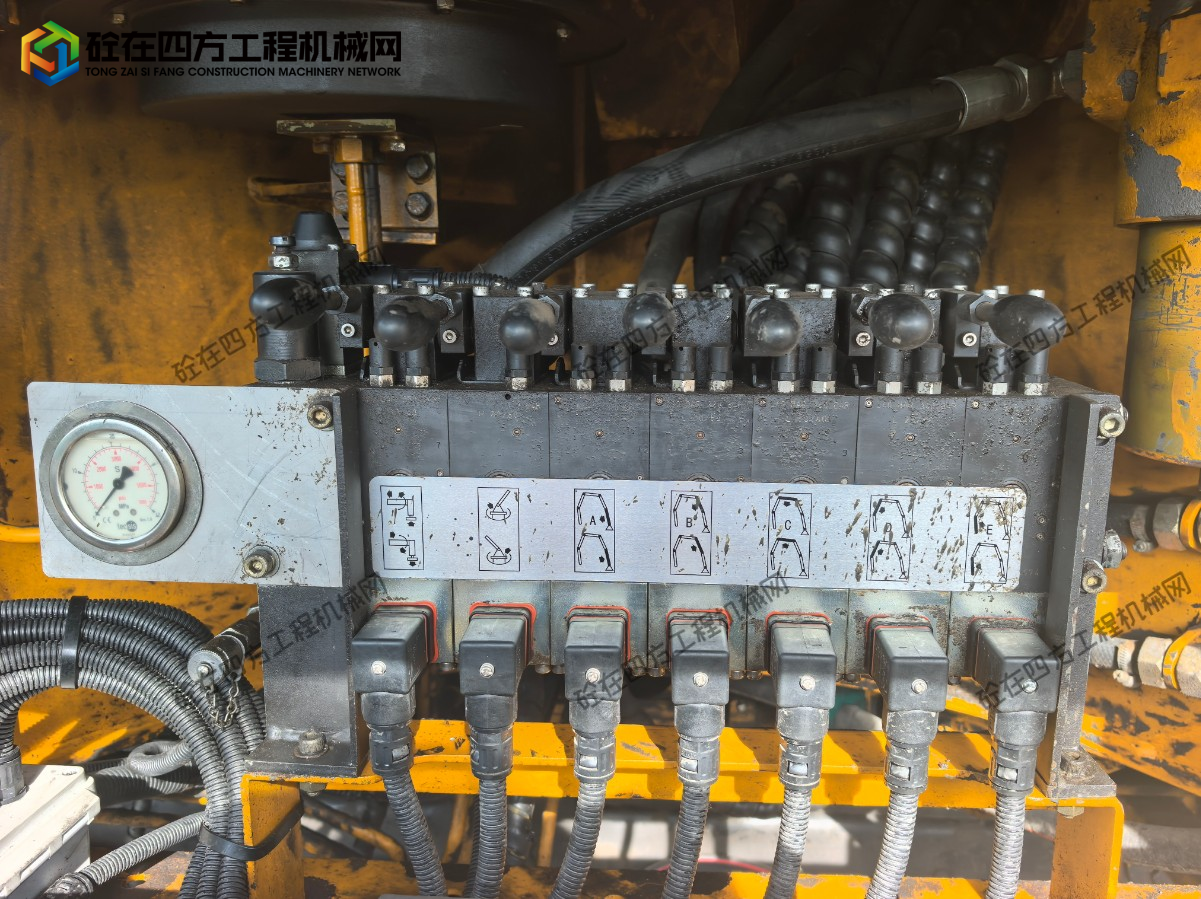 https://images.tongzsf.com/tong/truck_machine/20260602/16a1e37a6c4d5e.png