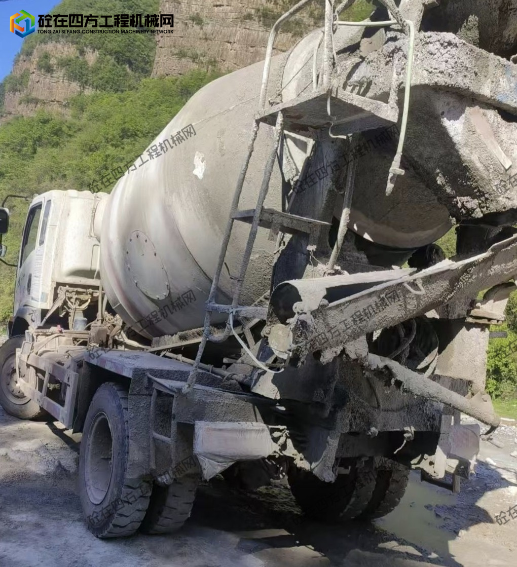 https://images.tongzsf.com/tong/truck_machine/20260602/16a1e9043f2b3f.jpg