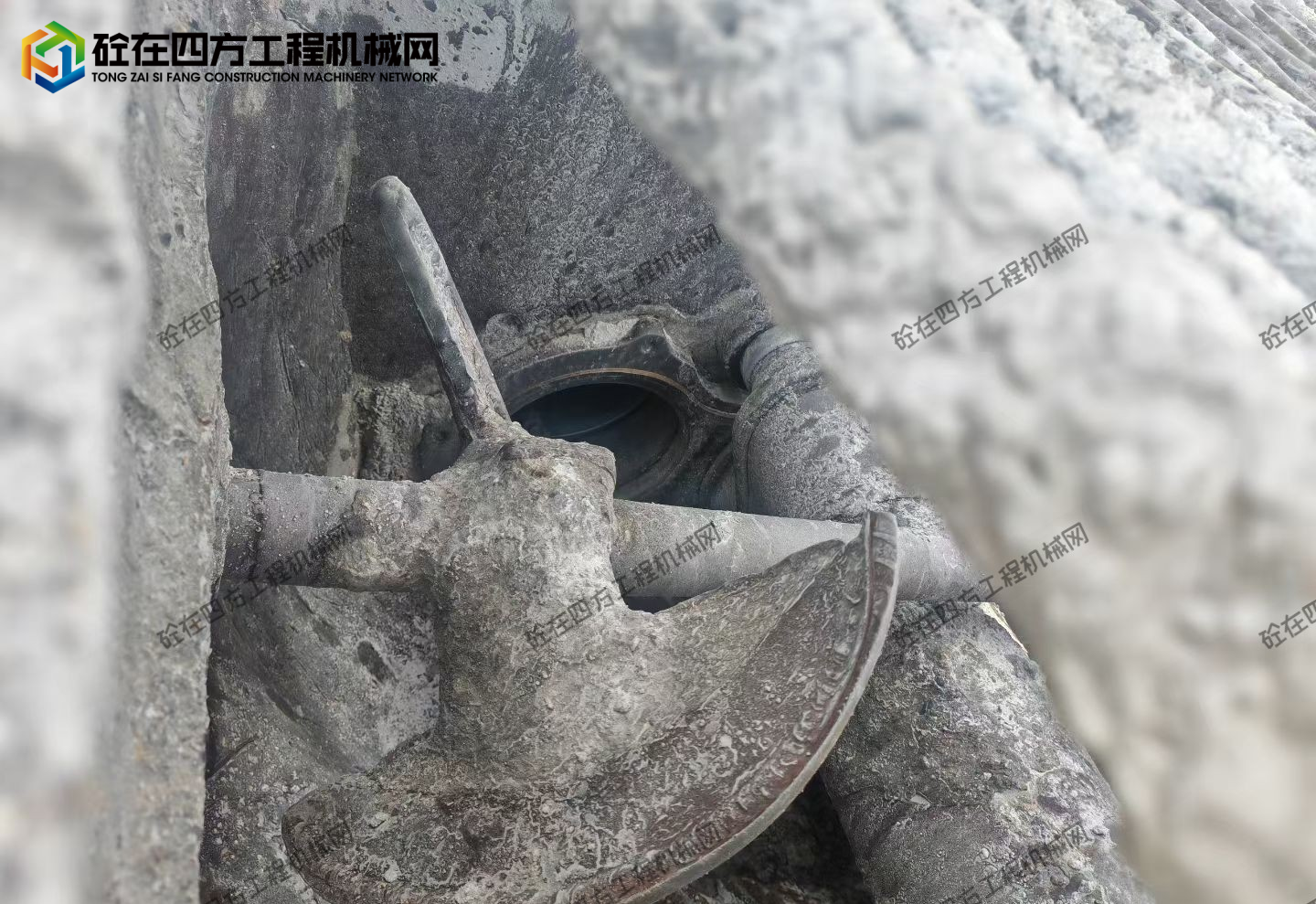 https://images.tongzsf.com/tong/truck_machine/20260603/16a1f85670f441.jpg