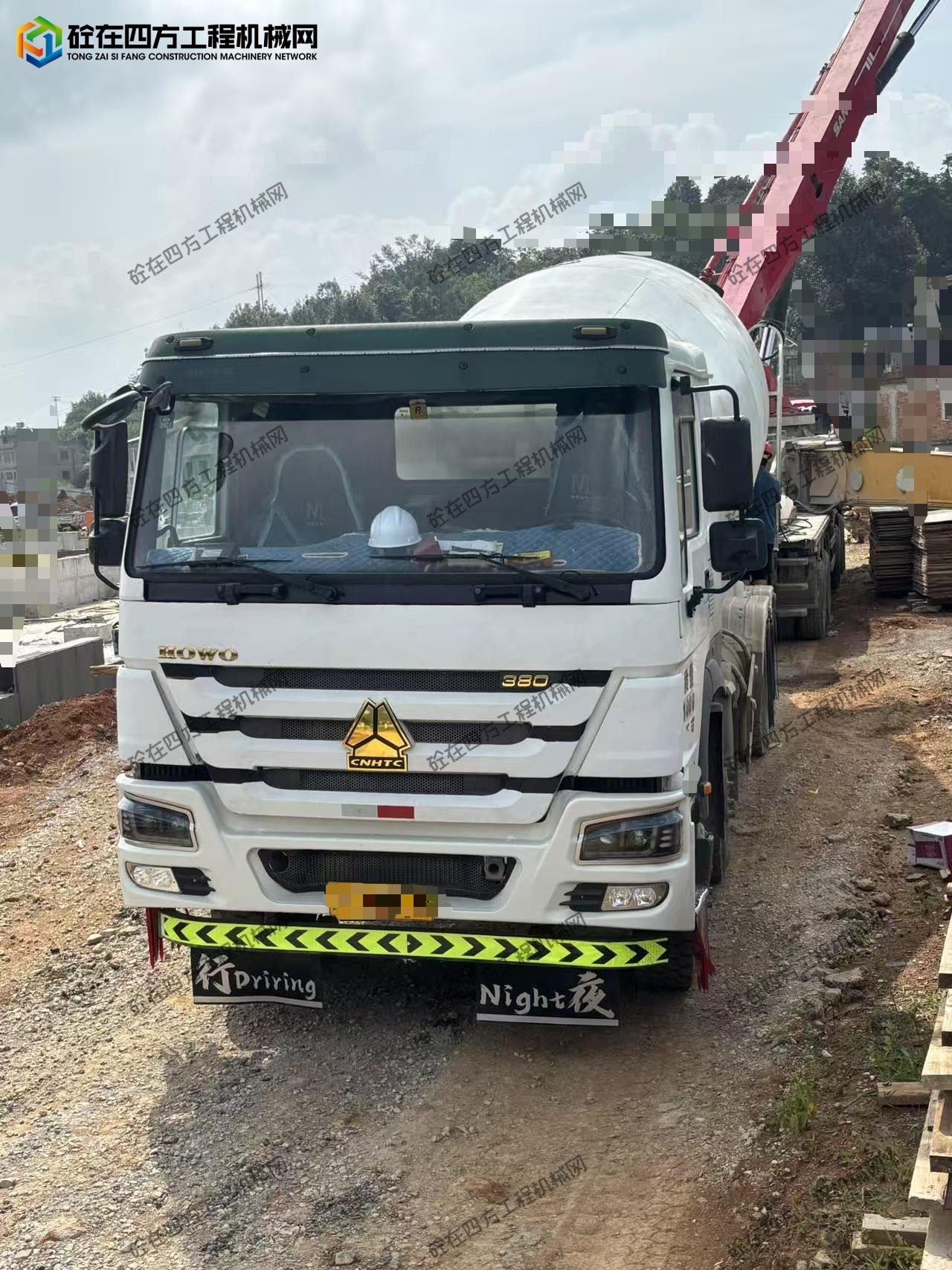 https://images.tongzsf.com/tong/truck_machine/20260603/16a1fee3c3d0b8.jpg