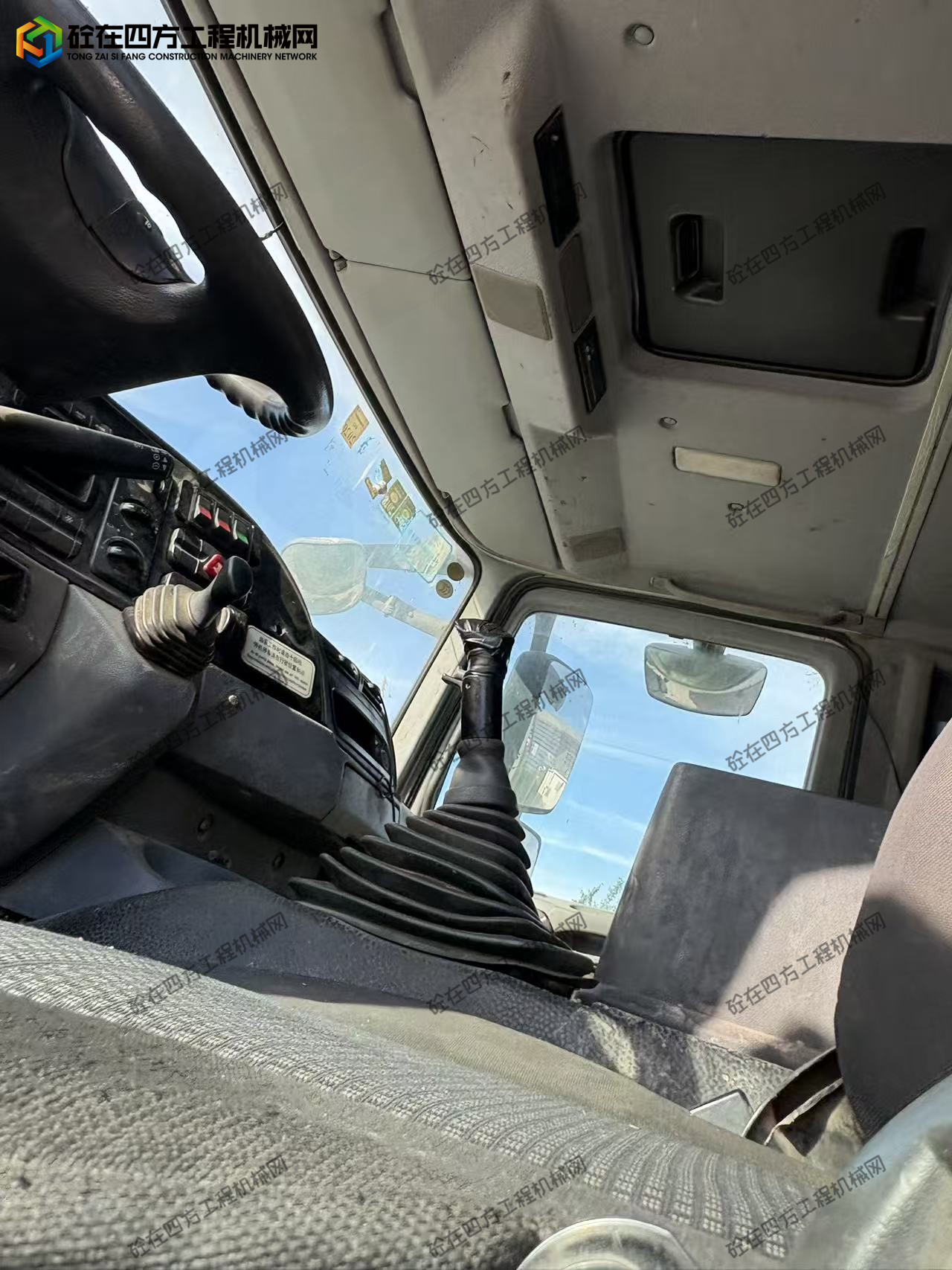 https://images.tongzsf.com/tong/truck_machine/20260605/16a2222e41e640.jpg