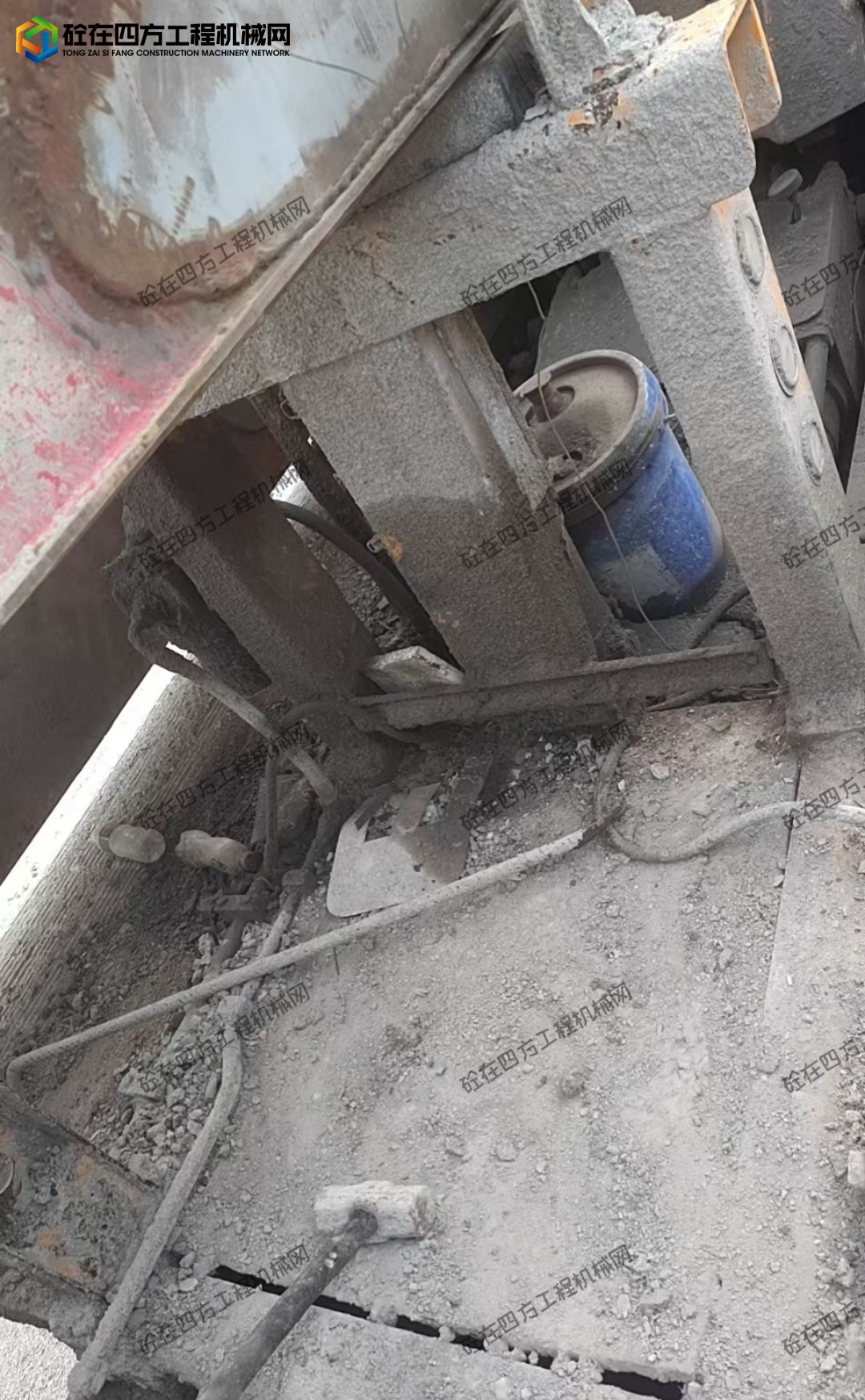 https://images.tongzsf.com/tong/truck_machine/20260614/16a2e82836cff1.jpg