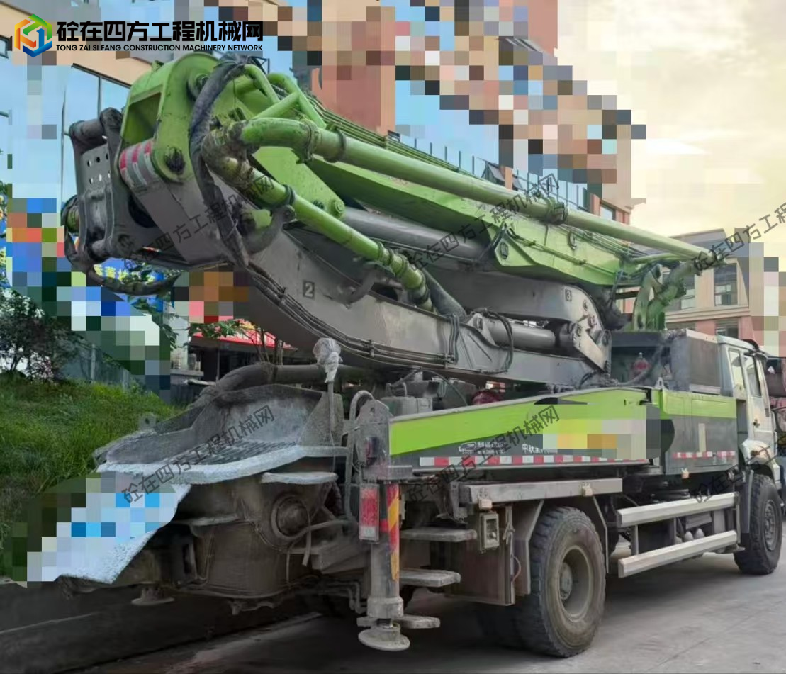 https://images.tongzsf.com/tong/truck_machine/20260615/16a2f5547a9436.jpg