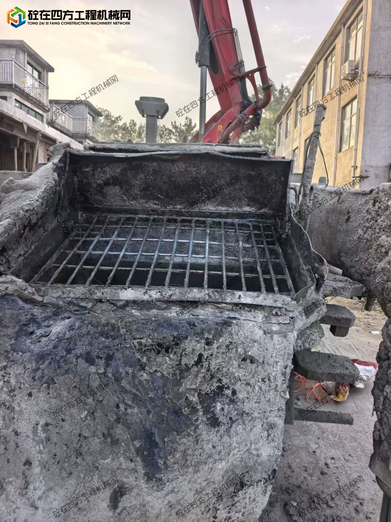 https://images.tongzsf.com/tong/truck_machine/20260615/16a2f627863665.jpg