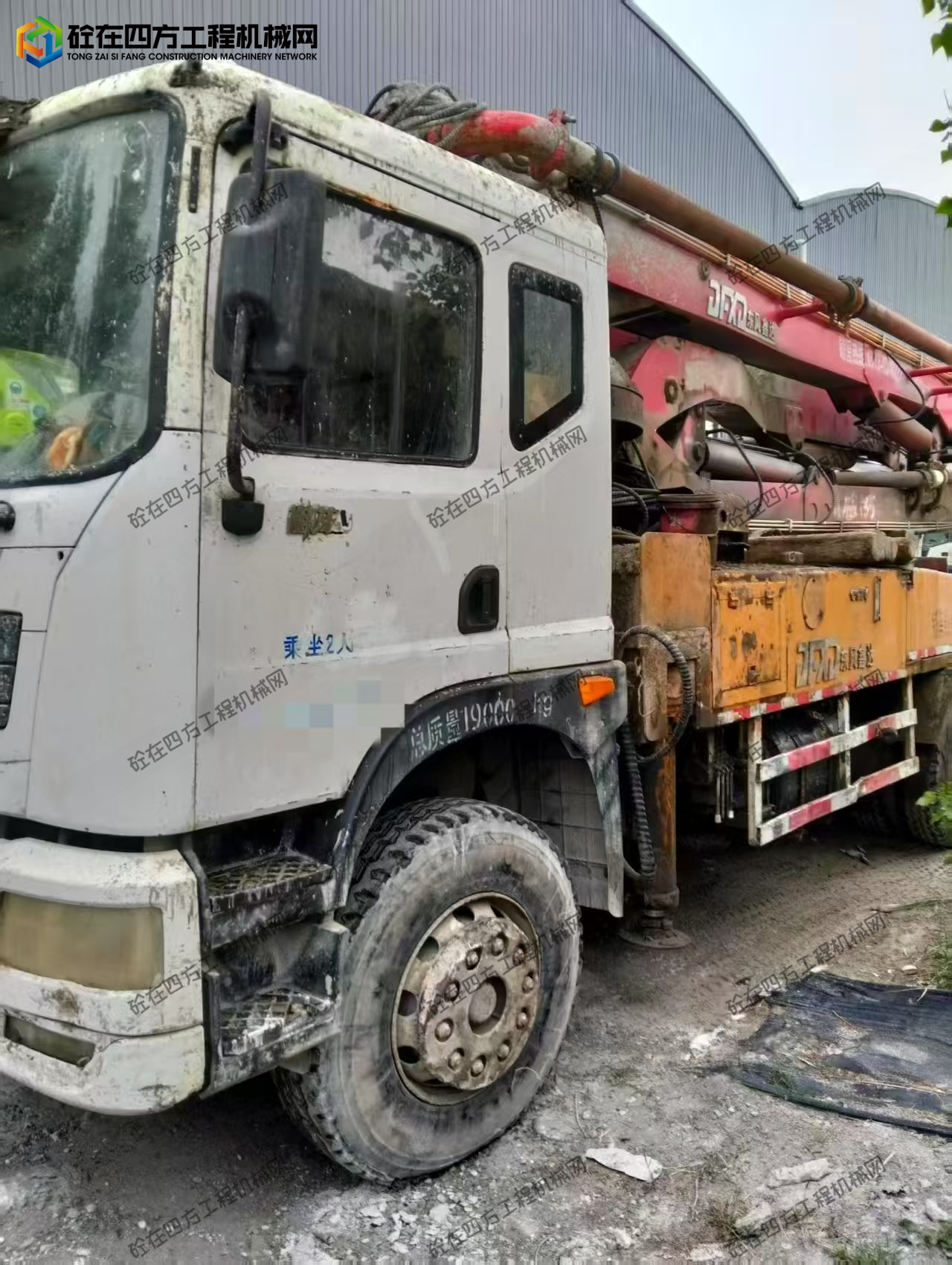 https://images.tongzsf.com/tong/truck_machine/20260617/16a31fc05cf749.jpg