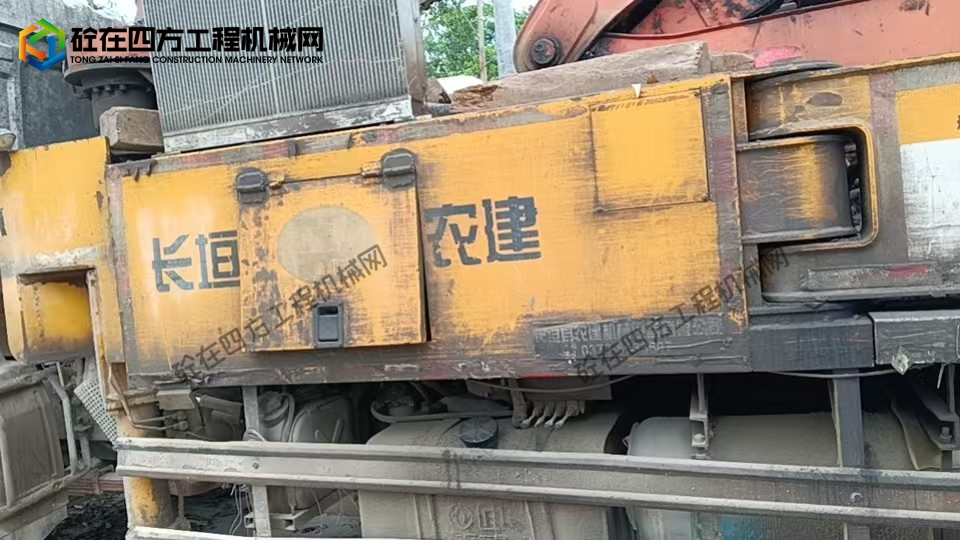 https://images.tongzsf.com/tong/truck_machine/20260625/16a3c8ca8693d2.jpg