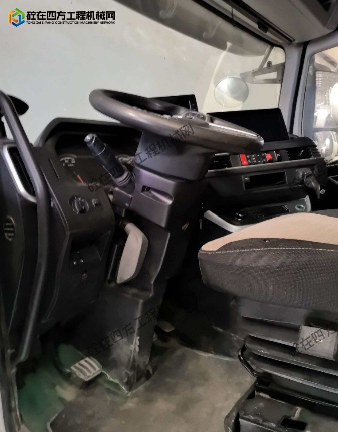 https://images.tongzsf.com/tong/truck_machine/20260625/16a3c9a8b718ba.png
