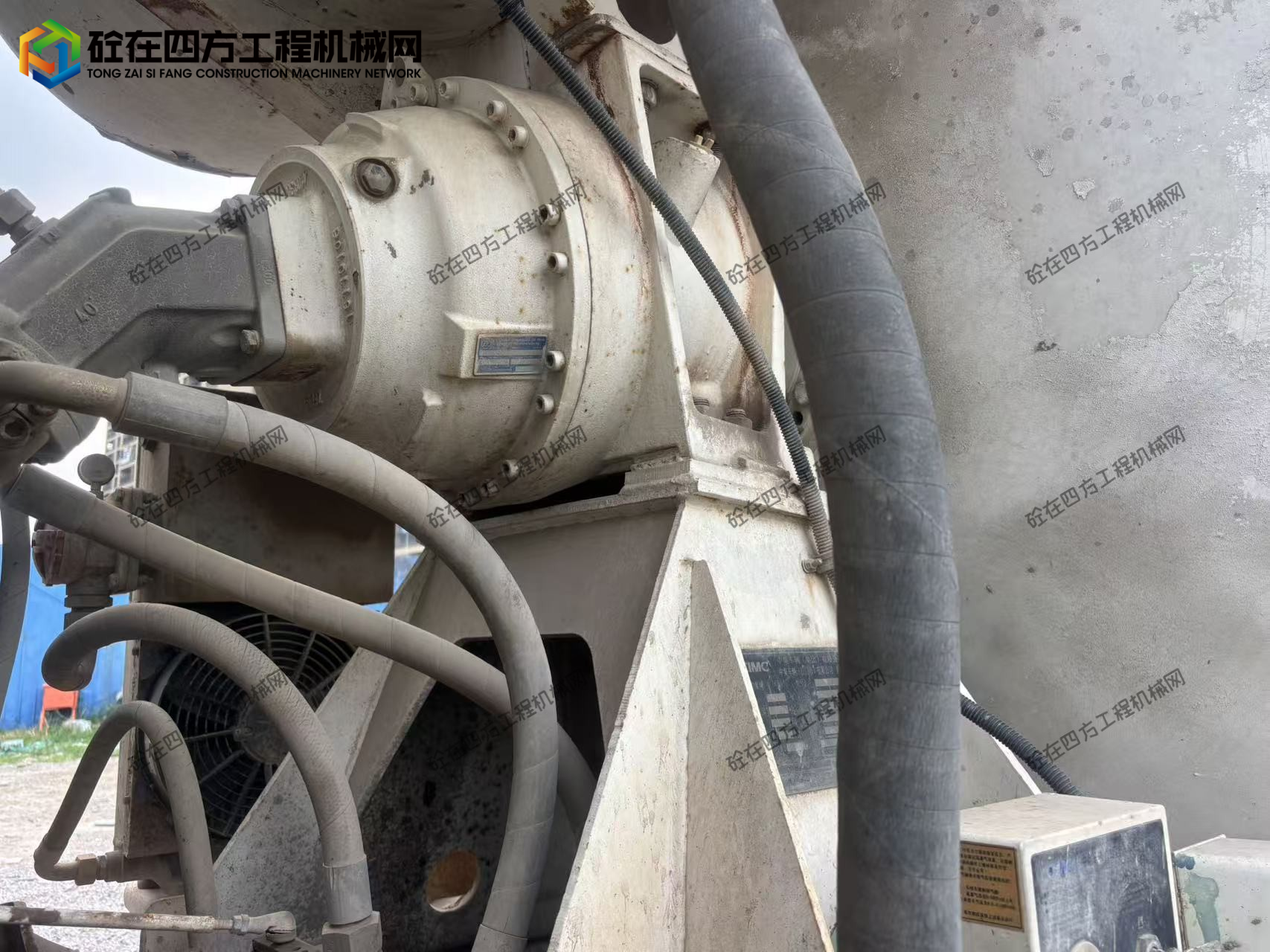 https://images.tongzsf.com/tong/truck_machine/20260626/16a3de4ff9164f.jpg