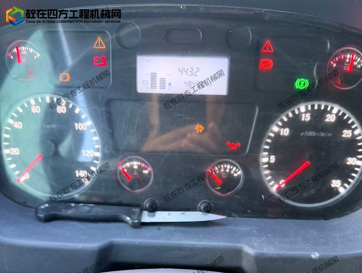 https://images.tongzsf.com/tong/truck_machine/20260707/16a4c4f33ea1a6.jpg