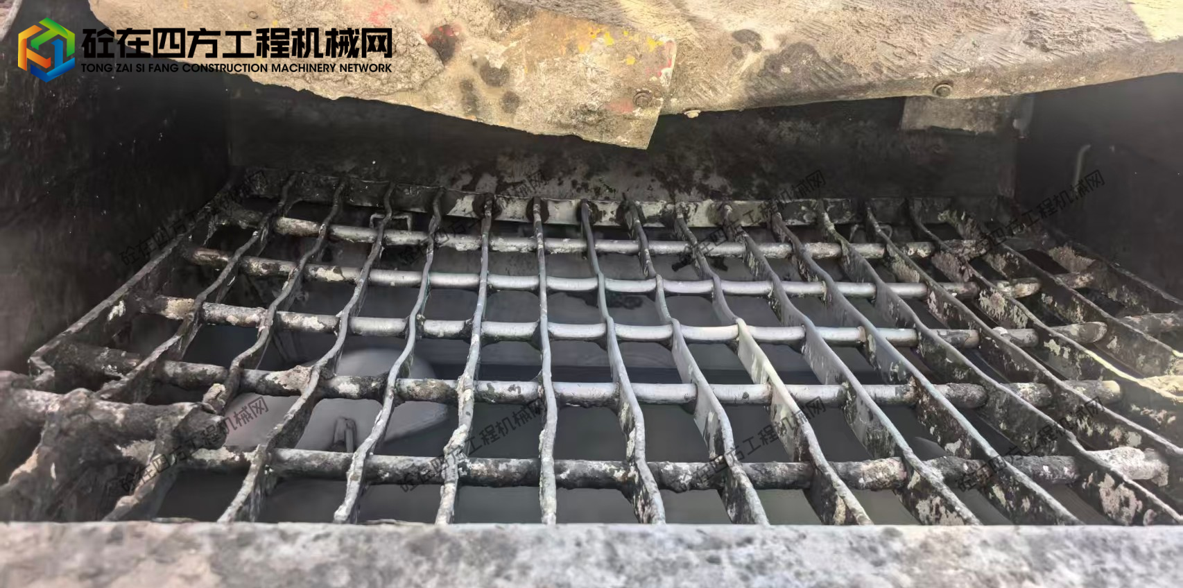 https://images.tongzsf.com/tong/truck_machine/20260707/16a4ca6b2b8846.jpg