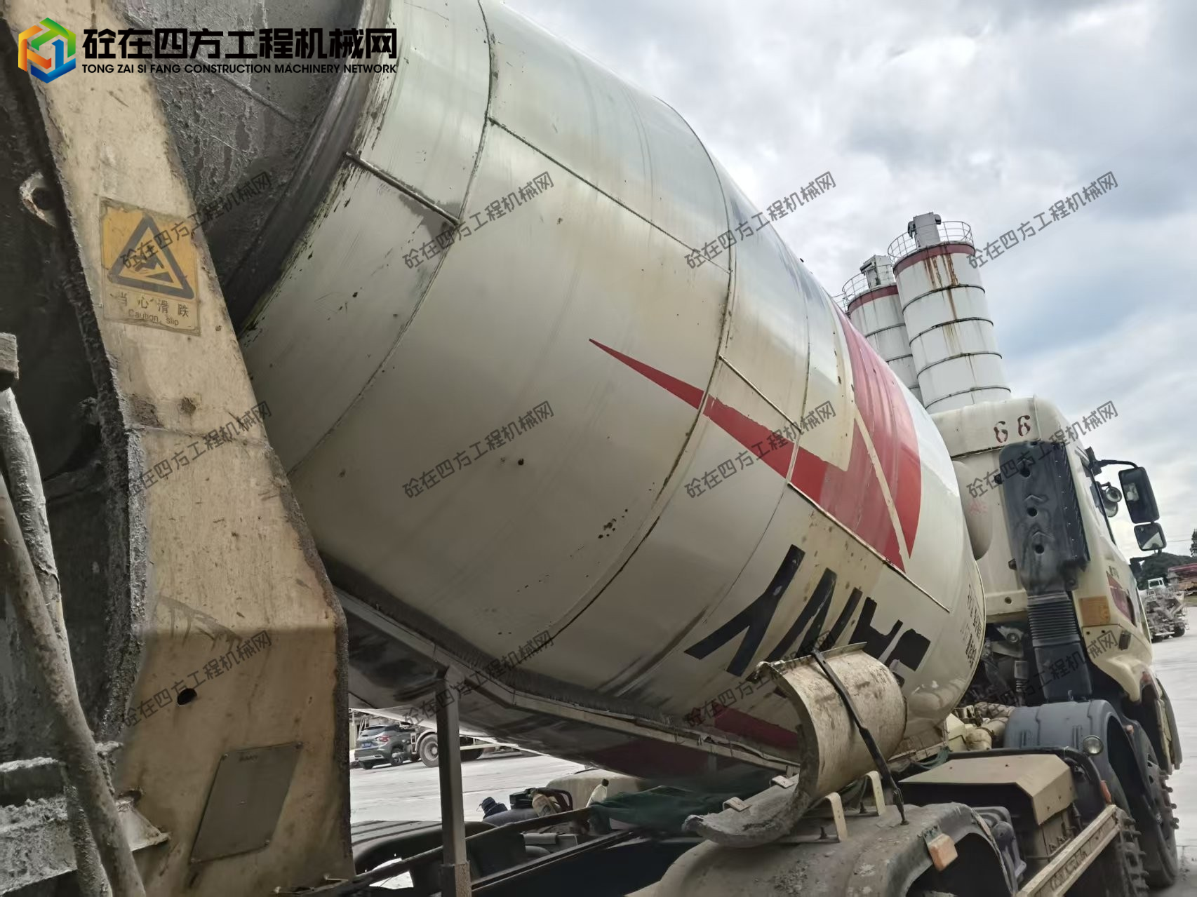 https://images.tongzsf.com/tong/truck_machine/20260707/16a4cea5b5f0d7.jpg
