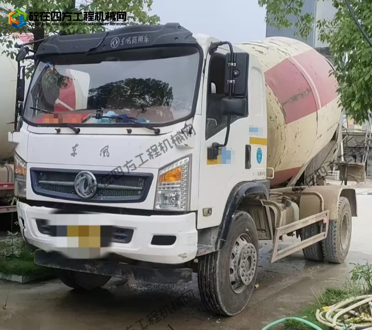 https://images.tongzsf.com/tong/truck_machine/20260708/16a4e1358b0124.png