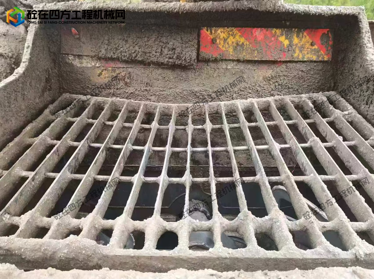 https://images.tongzsf.com/tong/truck_machine/20260710/16a508860c7de7.png