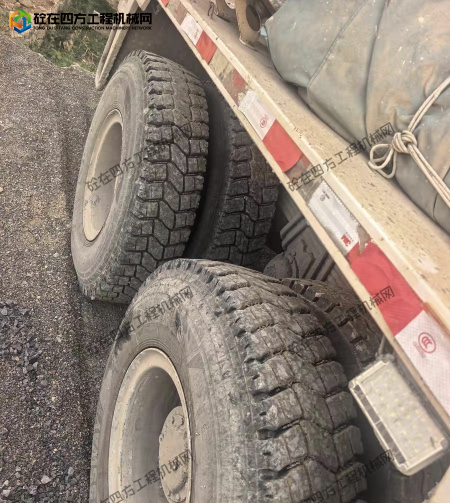 https://images.tongzsf.com/tong/truck_machine/20260711/16a51cf014aec8.jpg