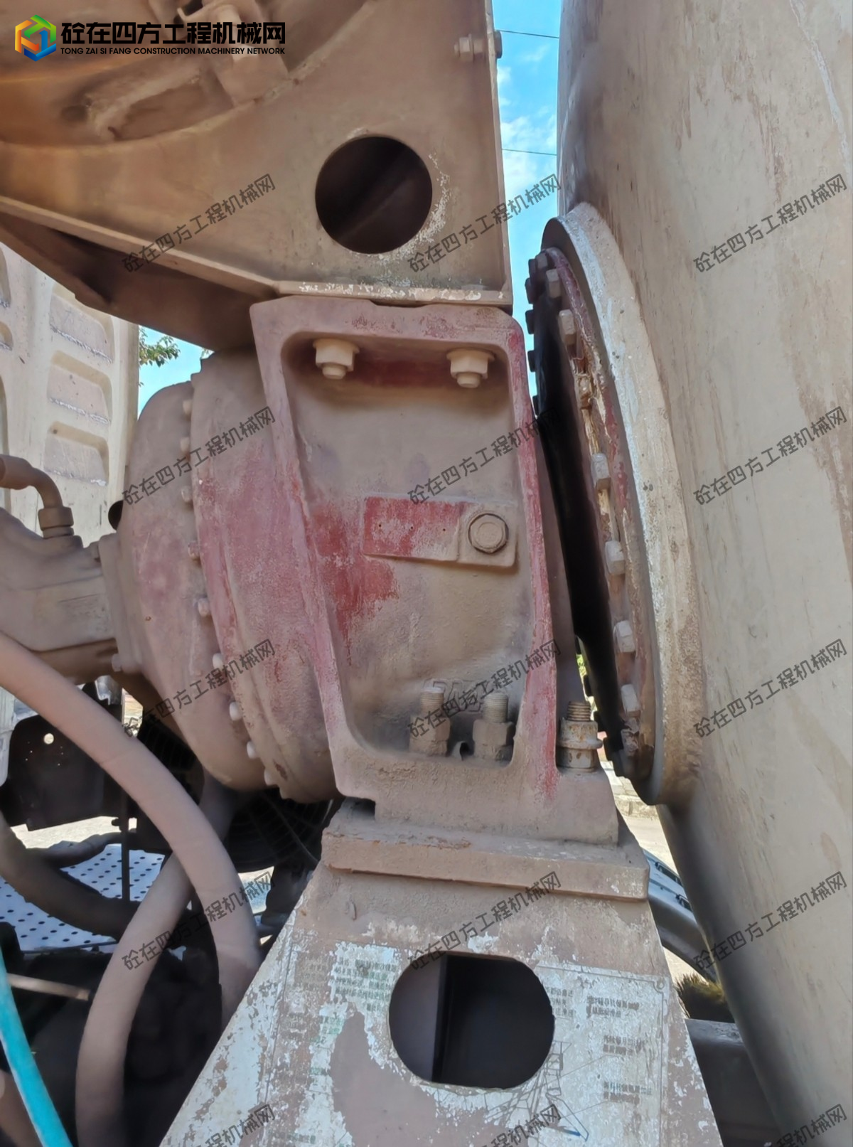 https://images.tongzsf.com/tong/truck_machine/20260714/16a55996f4abe5.jpg