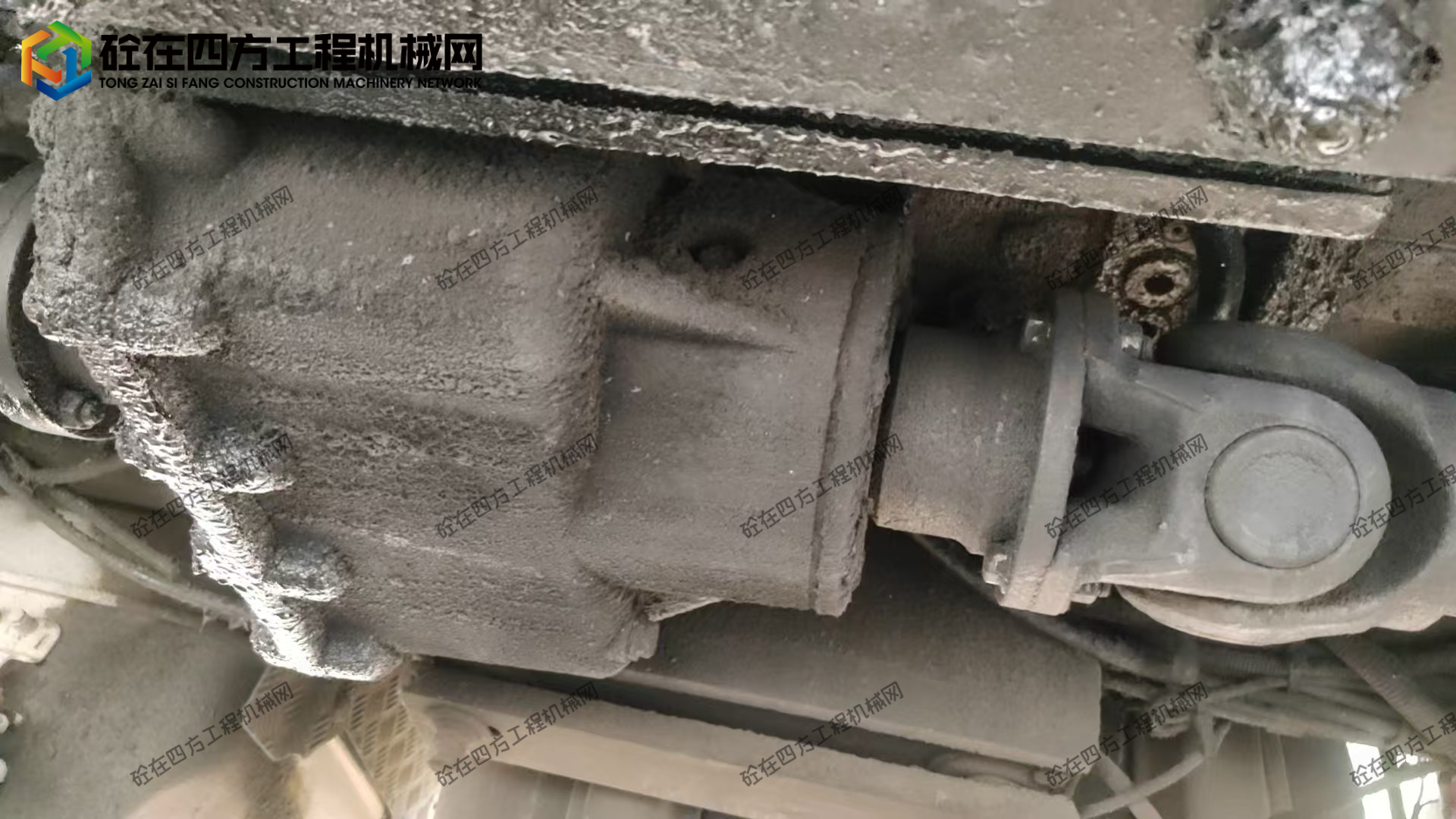 https://images.tongzsf.com/tong/truck_machine/20260716/16a58a9e872556.jpg