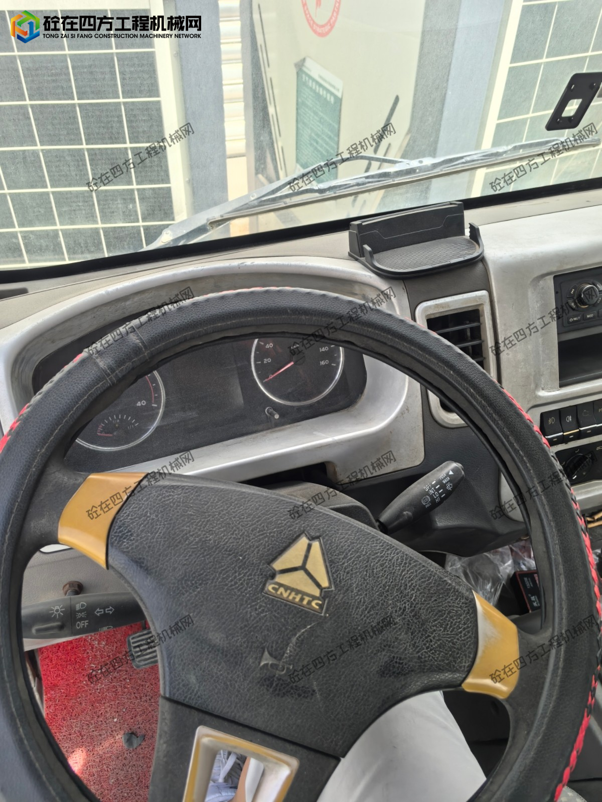 https://images.tongzsf.com/tong/truck_machine/20260717/16a5a17dae5f4a.jpg